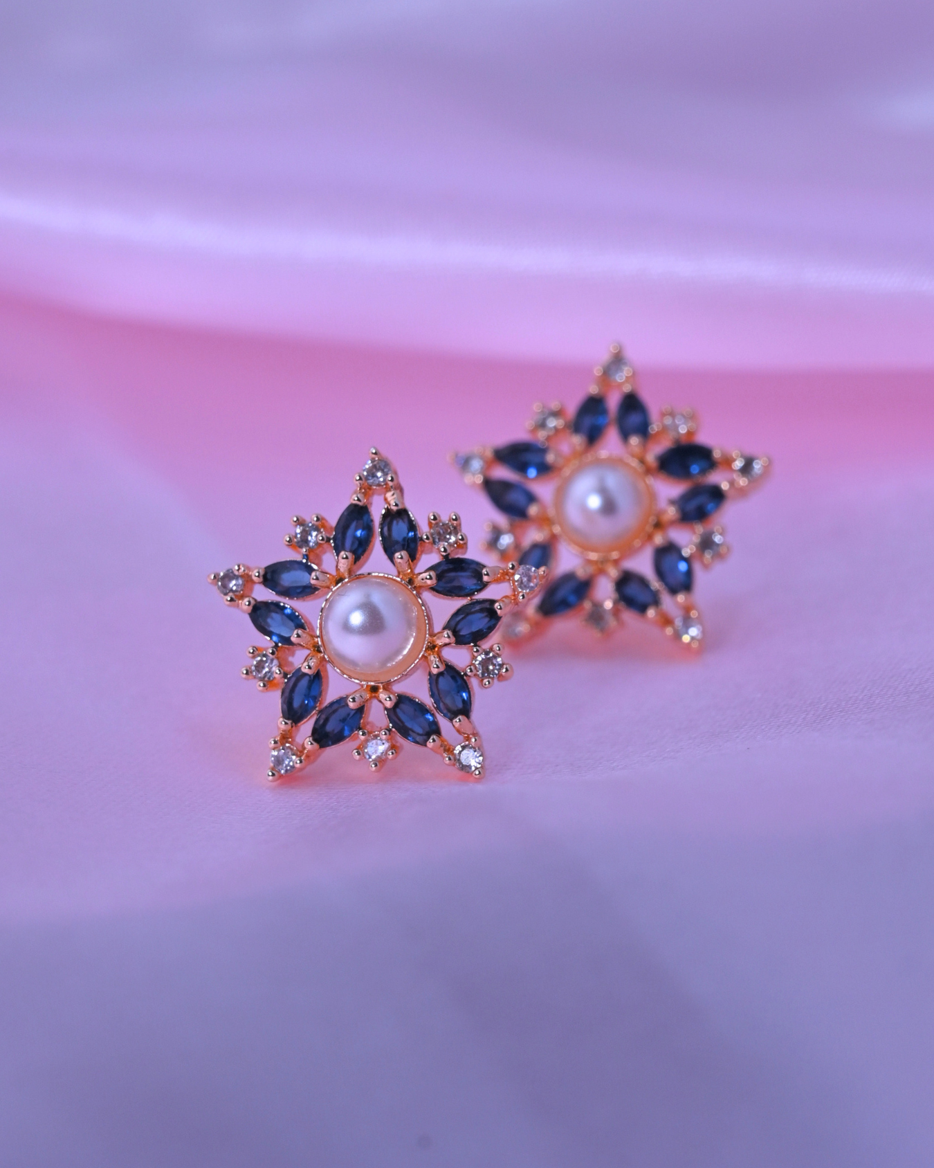 Starry Pearl Stud Earrings