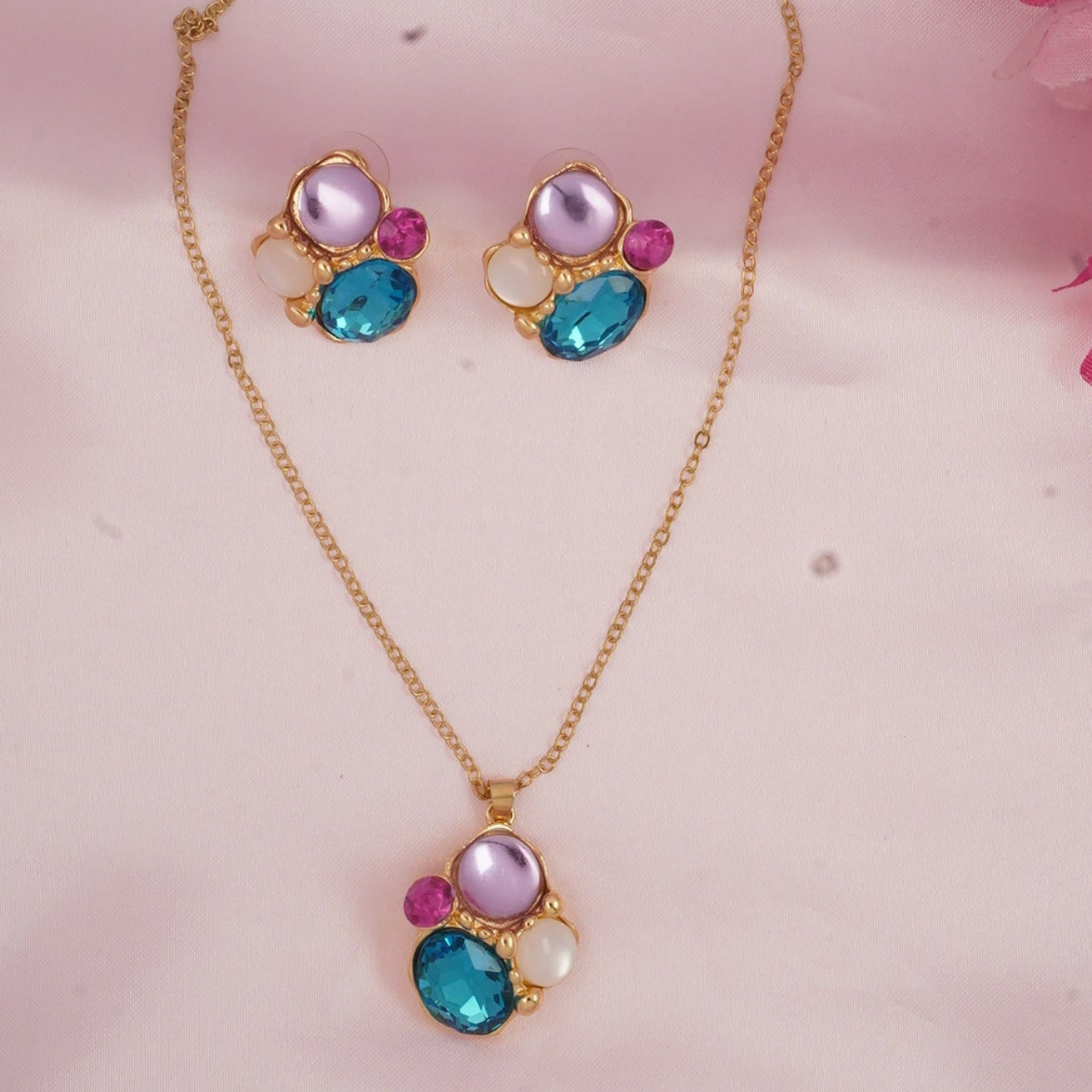 Aqua trio Pendant Set