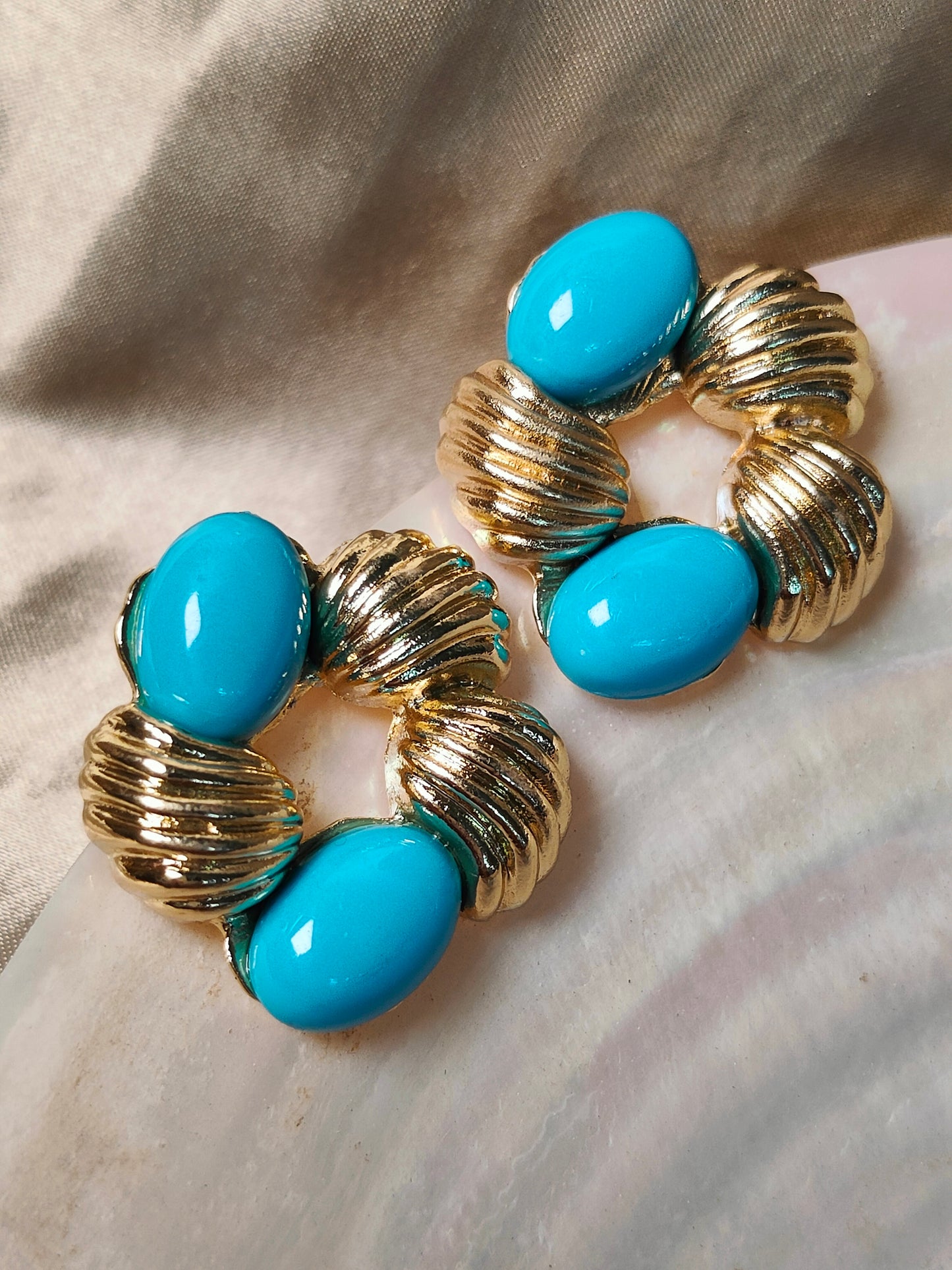 Azure Orbit Huggie 💎