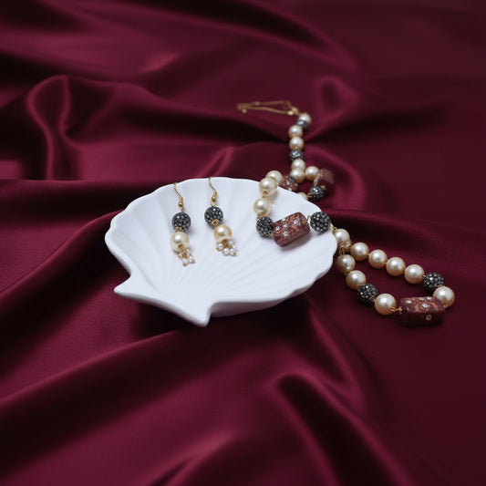 Qudra Brown Meenakari Mala