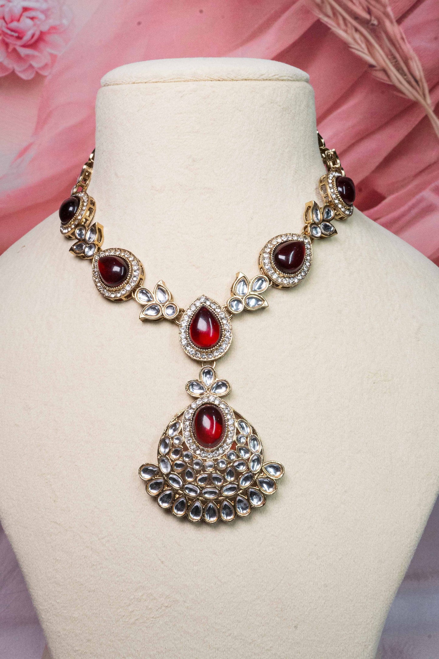 Red Bliss Kundan Set