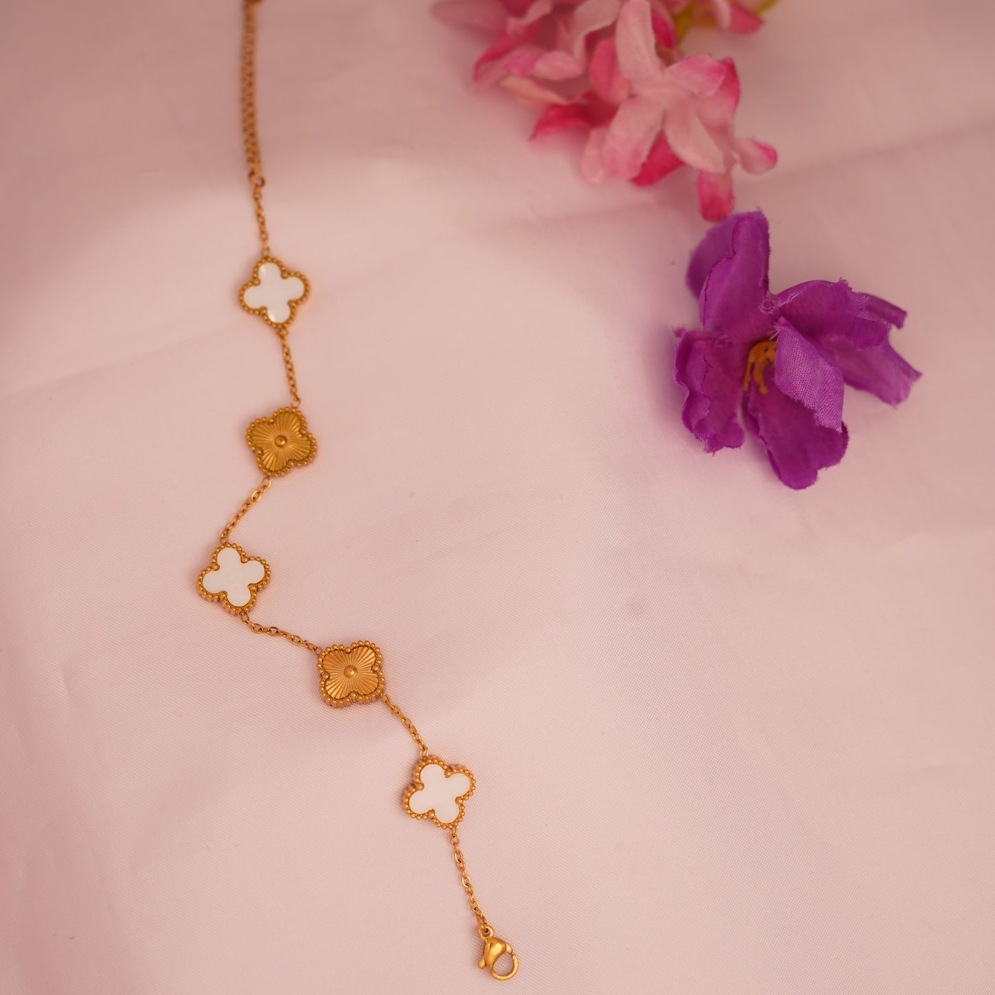 Chain Bracelet white enamel