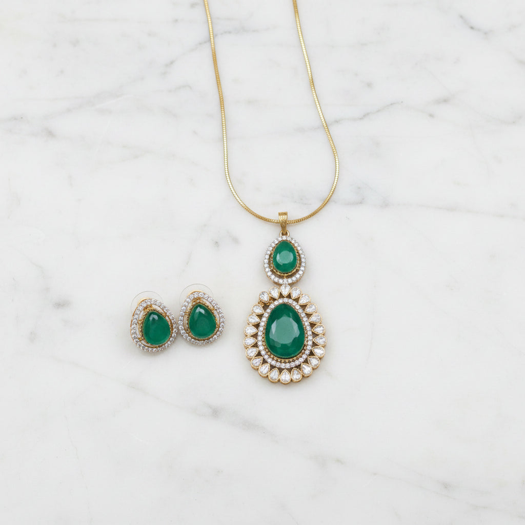 Jade Radiance Pendant set