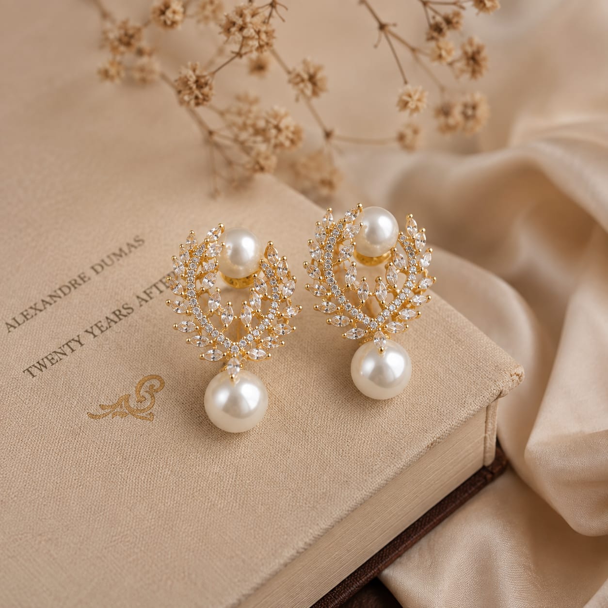 Pearl Elan Stud Earrings