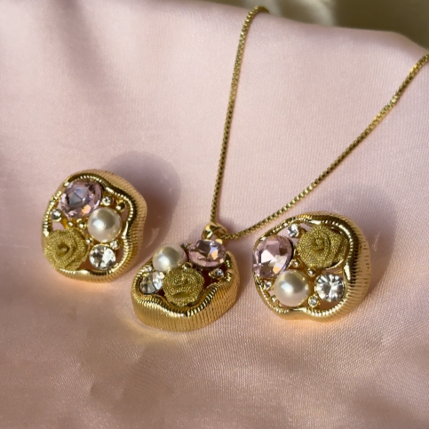 Pendant Set