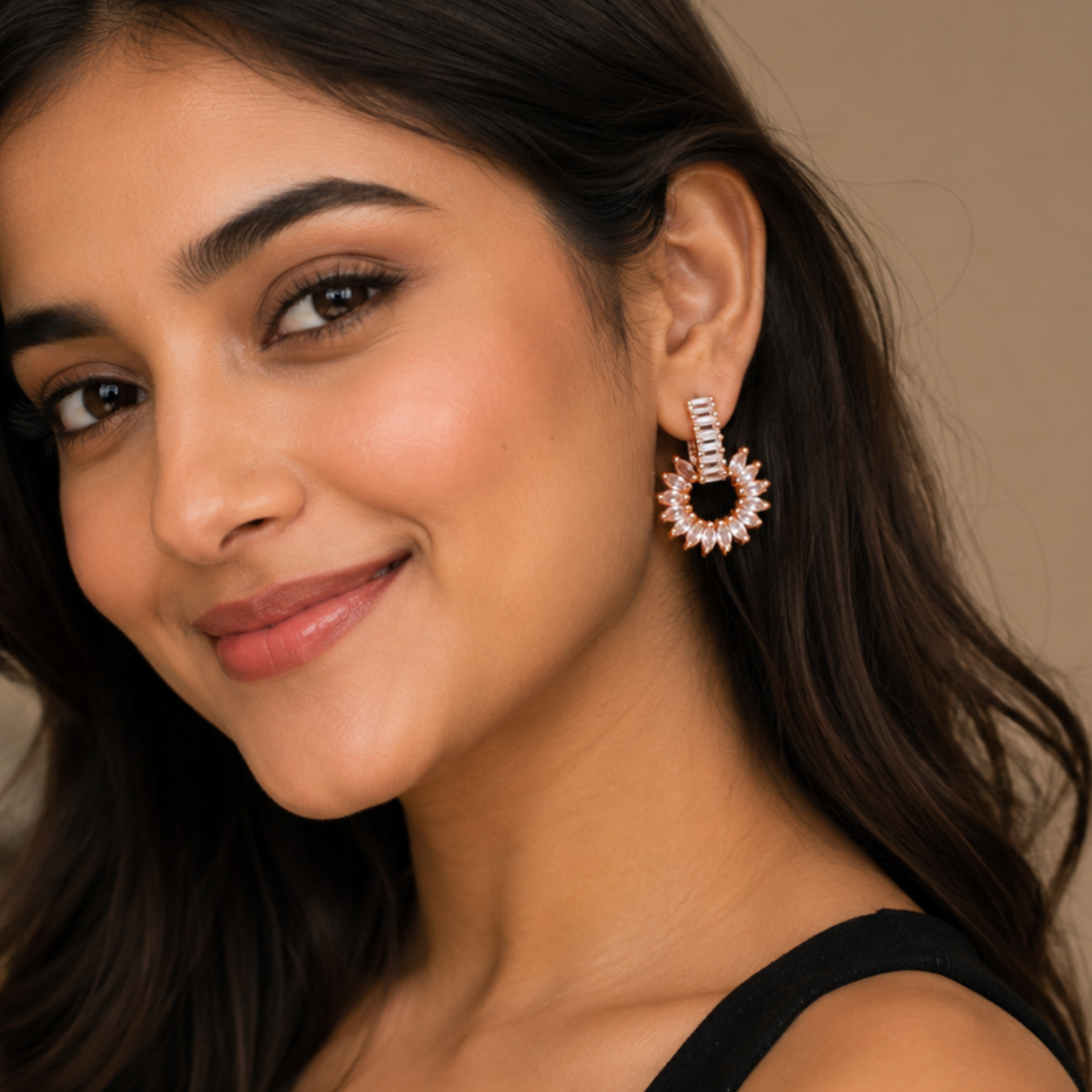 Finesse Circle Stud Earrings