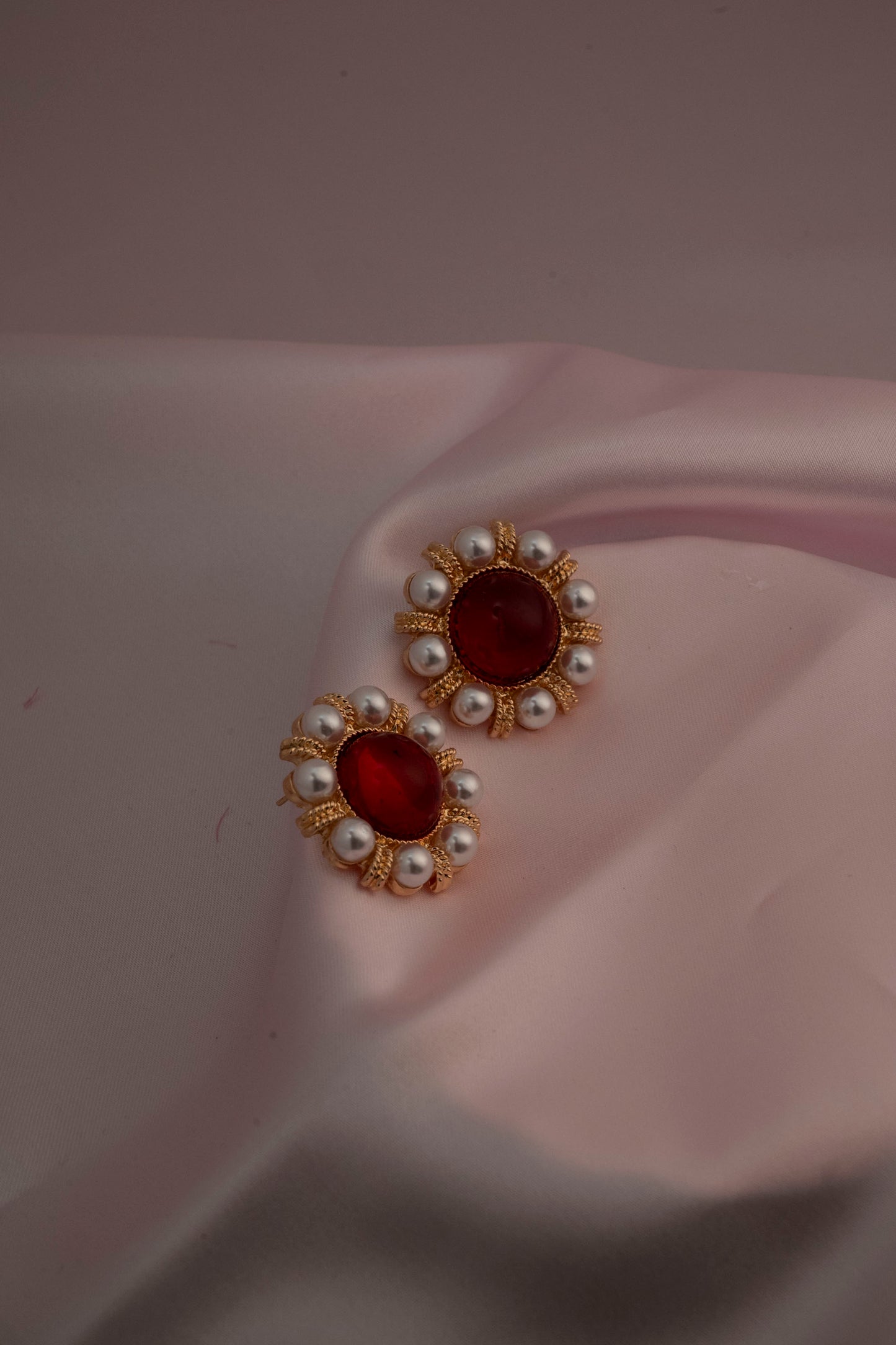 Stud earring for women
