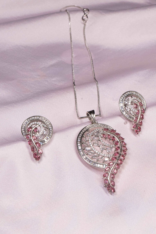 Dewkiss  Pendant Set