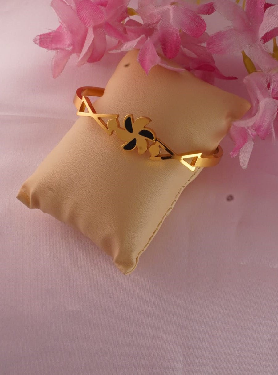Eclipse Bloom Bracelet