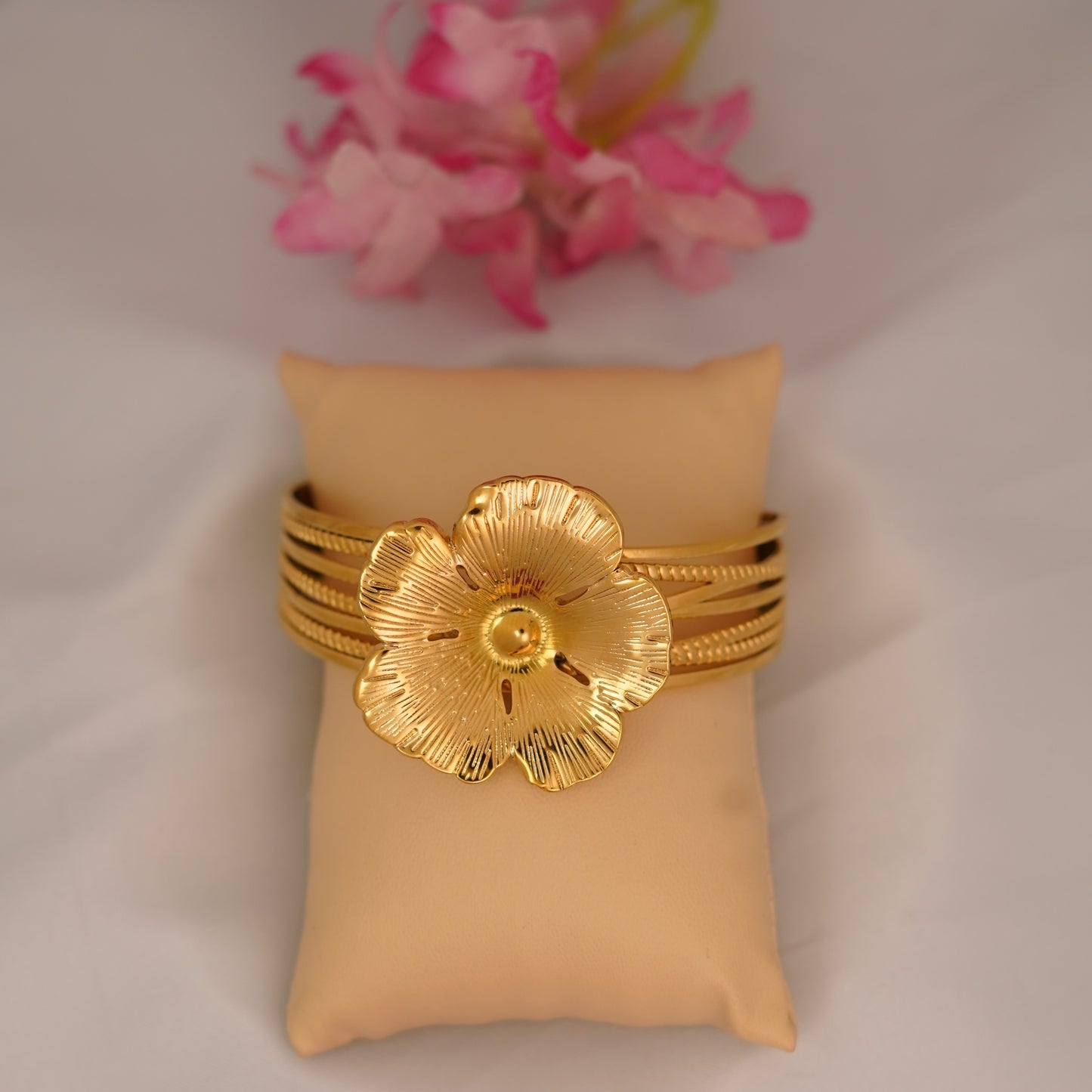 Floraa Charm Bracelet