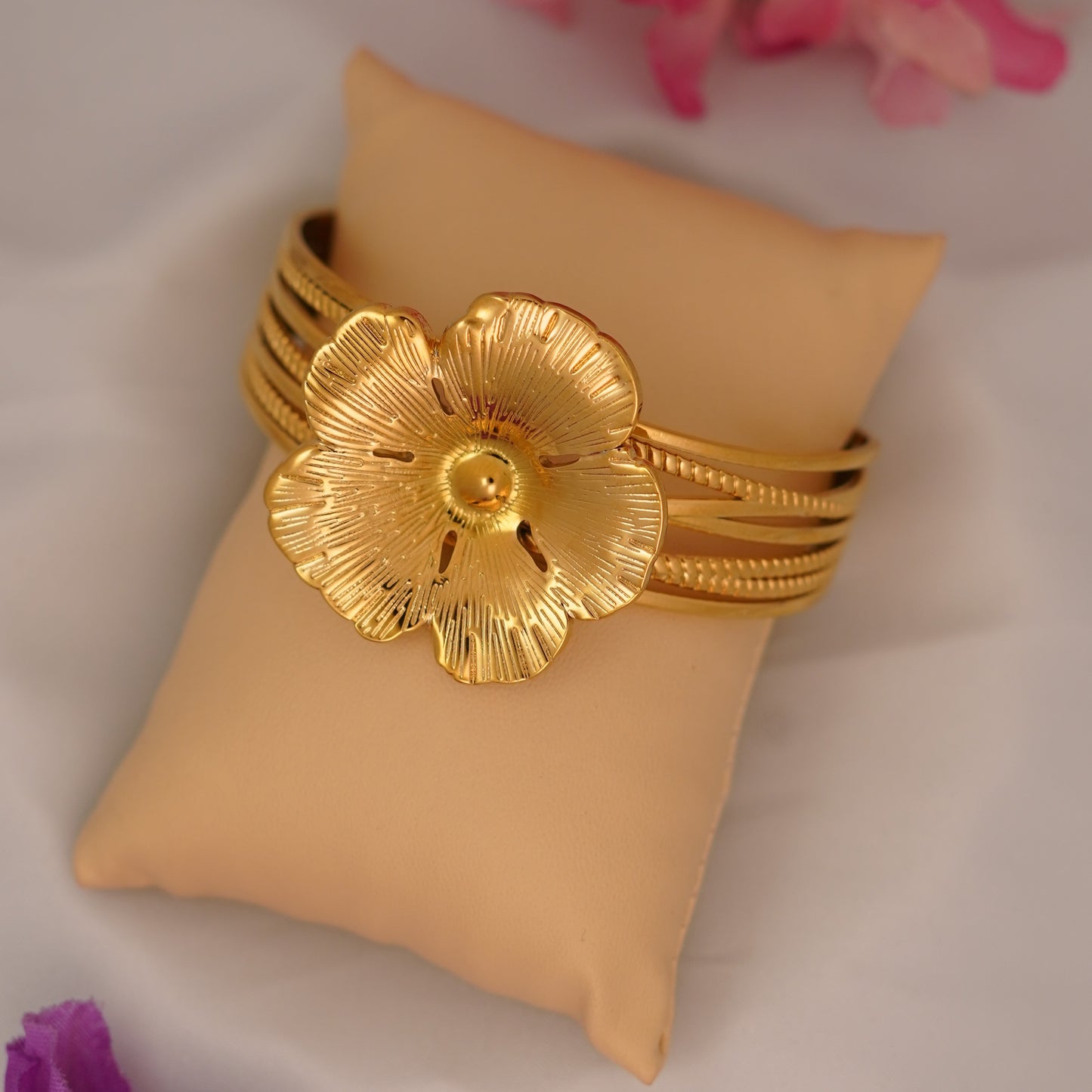 Floraa Charm Bracelet