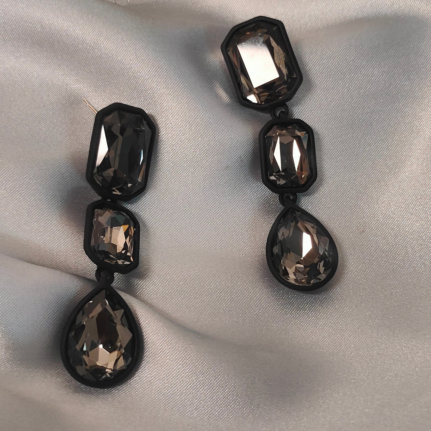 Scarlet Cascade ❤️