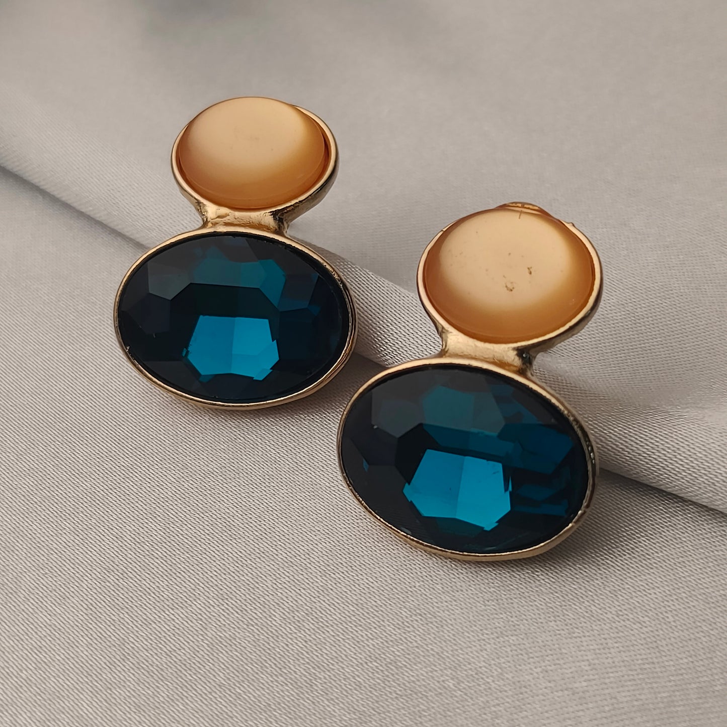 Gemini Glow Studs