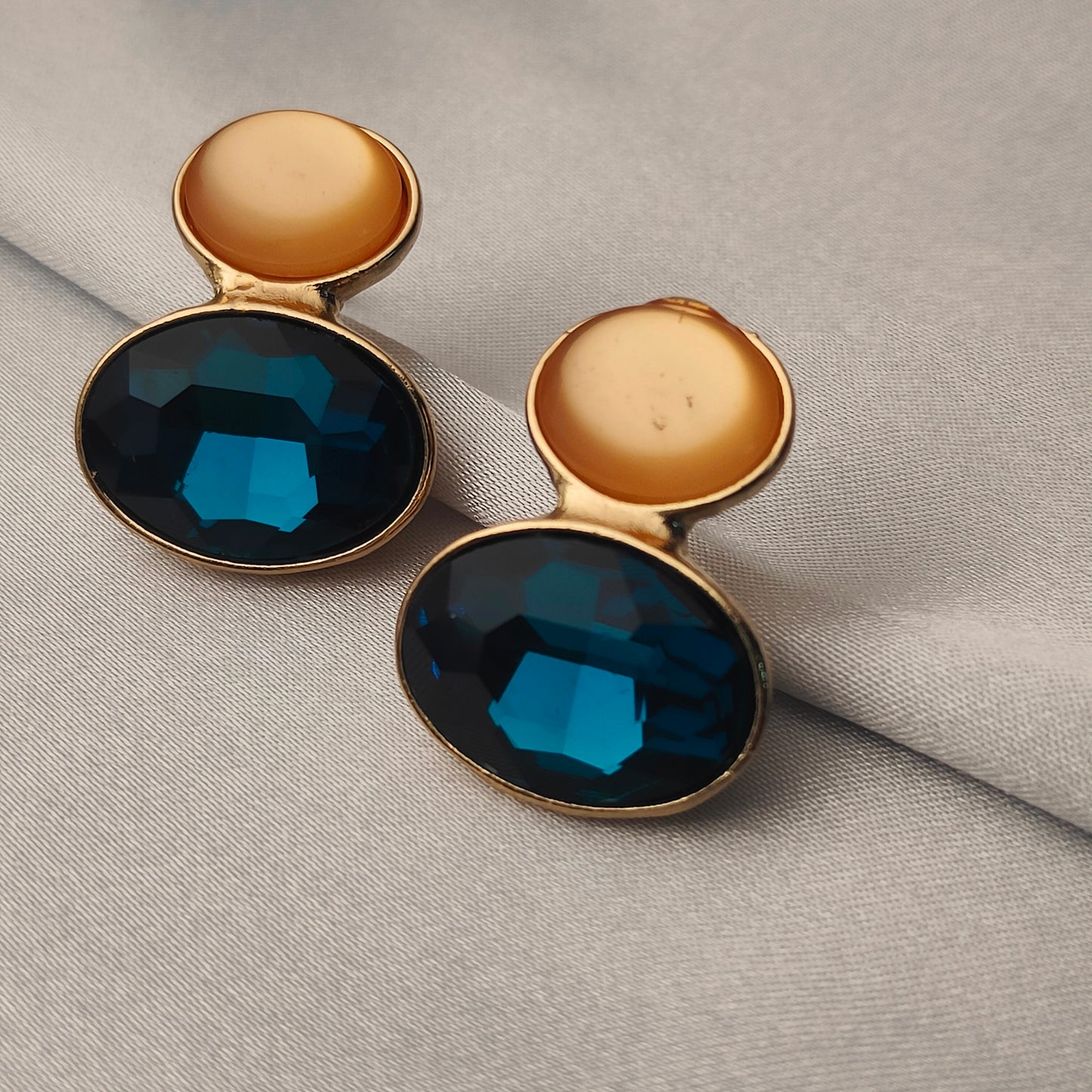 Gemini Glow Studs