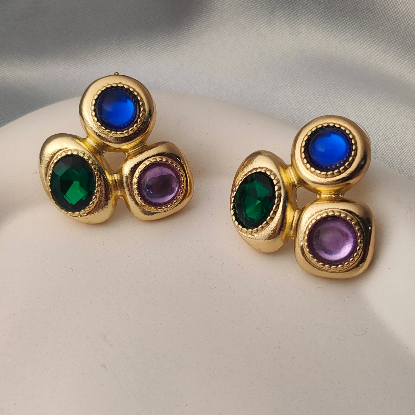 Cosmic Cluster Studs