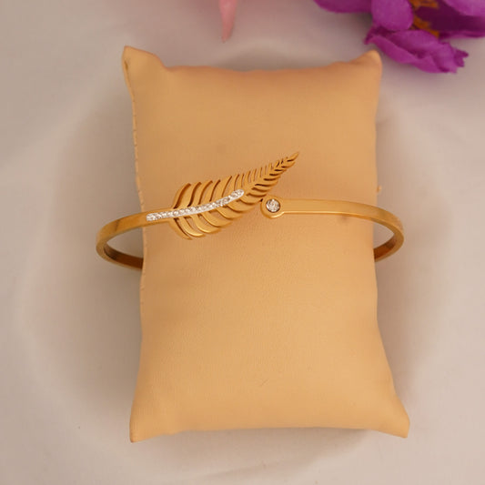 Leaflet Luxe Bracelet