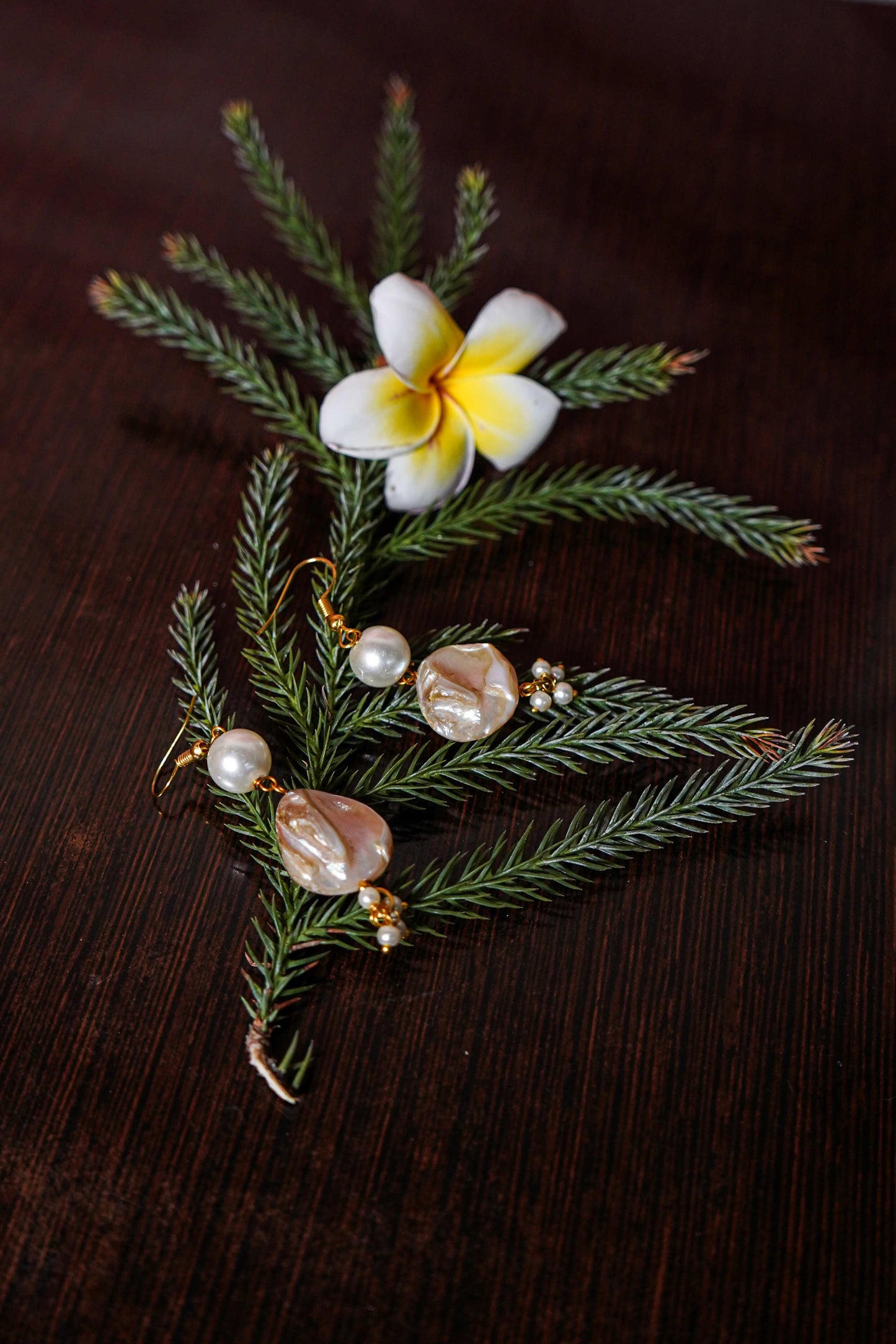 Mother of  Pearl Necklace