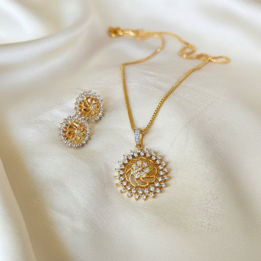 Sunora Pendant Set