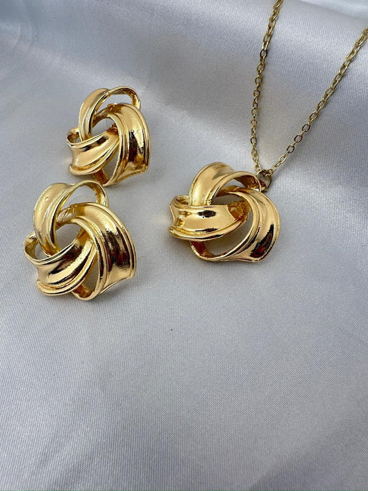 Swirl Knot Pendant Set