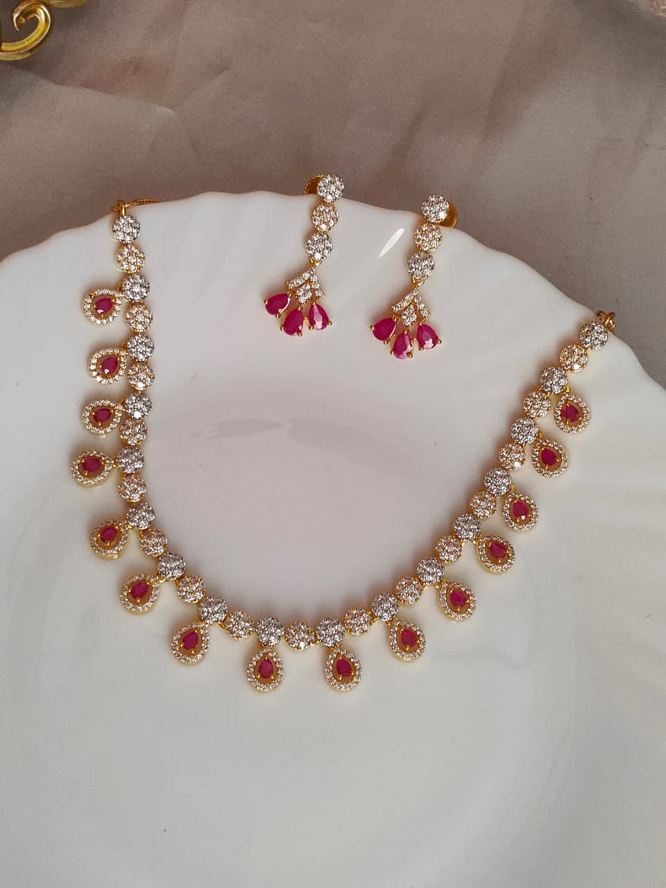 Rang-e-Ruby Set