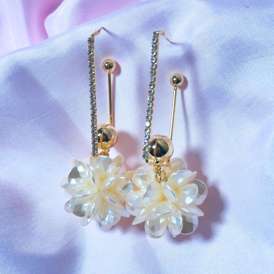 Cupid Cut Earrings