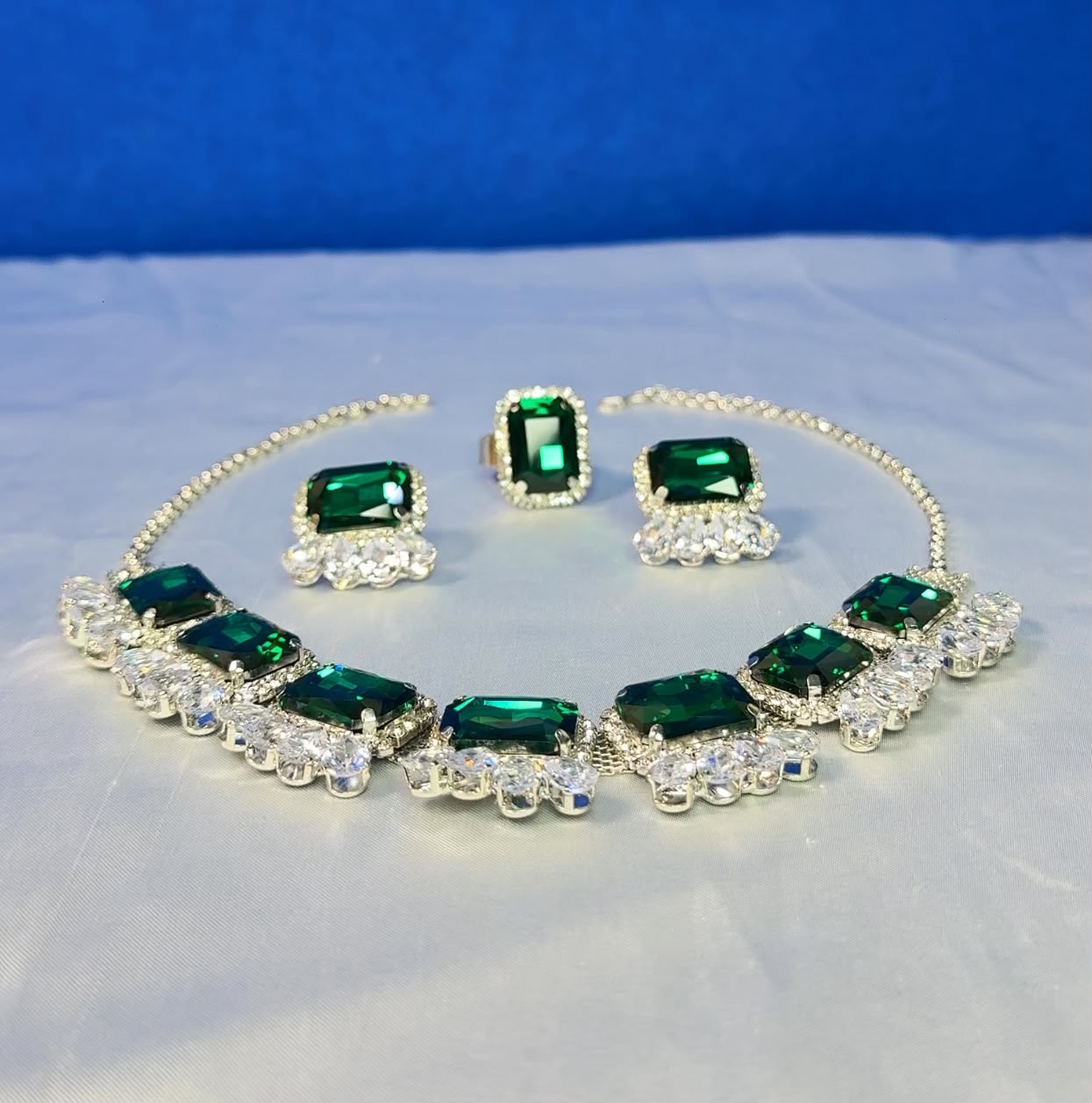 Korean Green Glass Stone Set