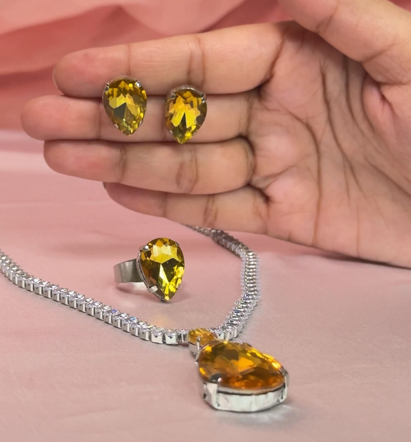 Golden Glow Teardrop Pendant Set