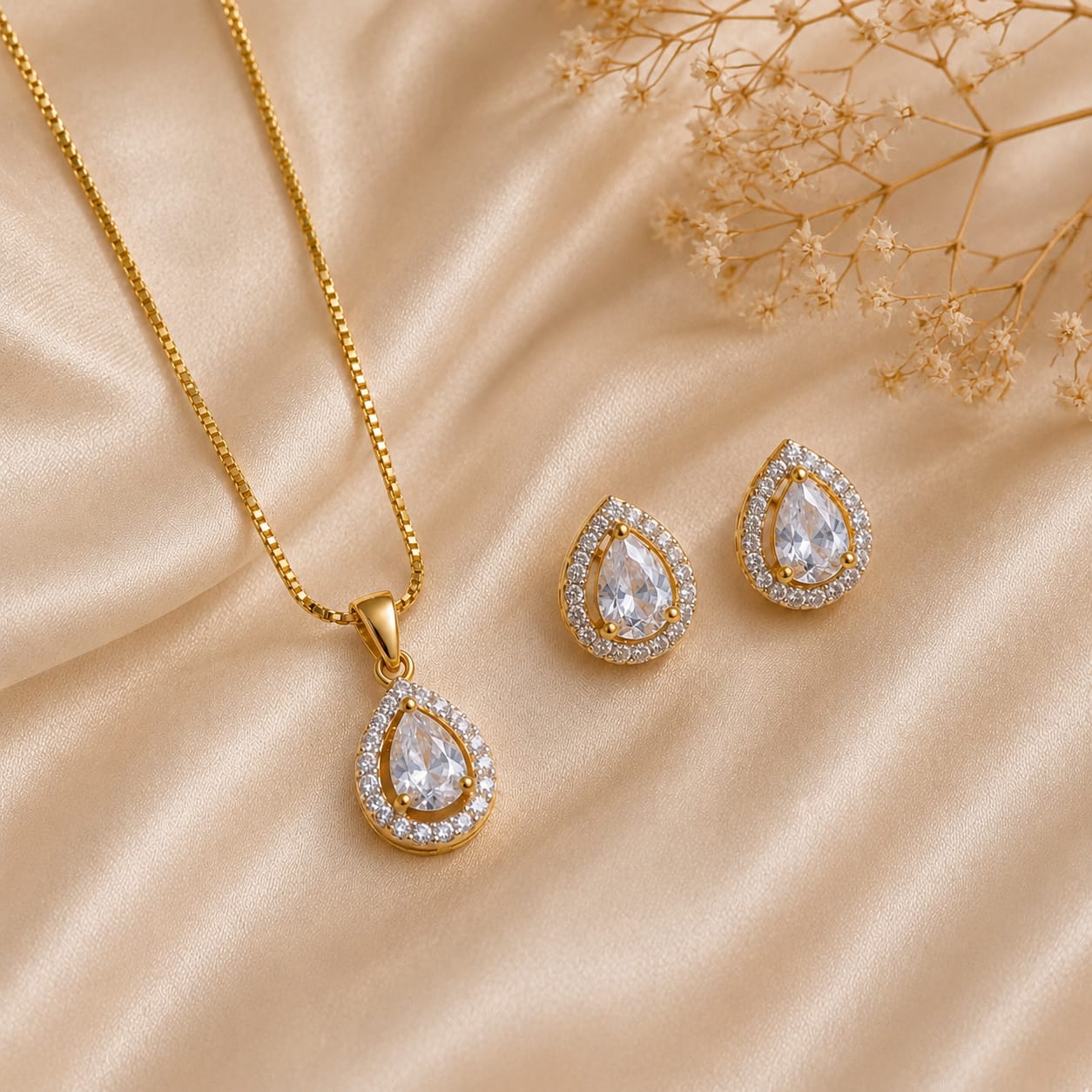 Seraphina Crystal  Pendant Set