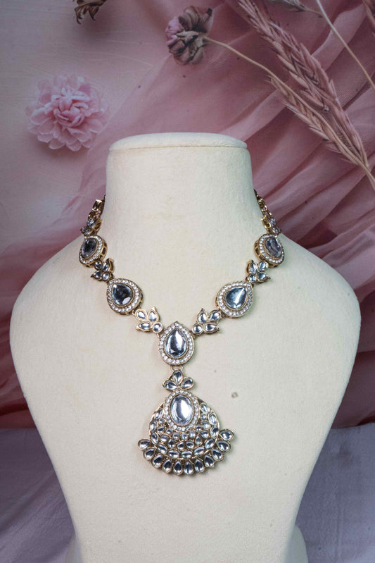 White Kundan Radiance